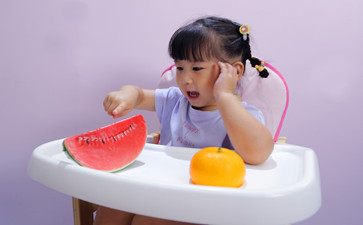 小孩語言發育遲緩在家怎么訓練